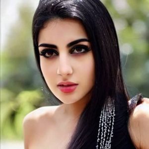 لوازم آرایشی و بهداشتی گیاهی، لوازم آرایش، مقایسه لوازم آرایشی و بهداشتی شیمیایی با گیاهی